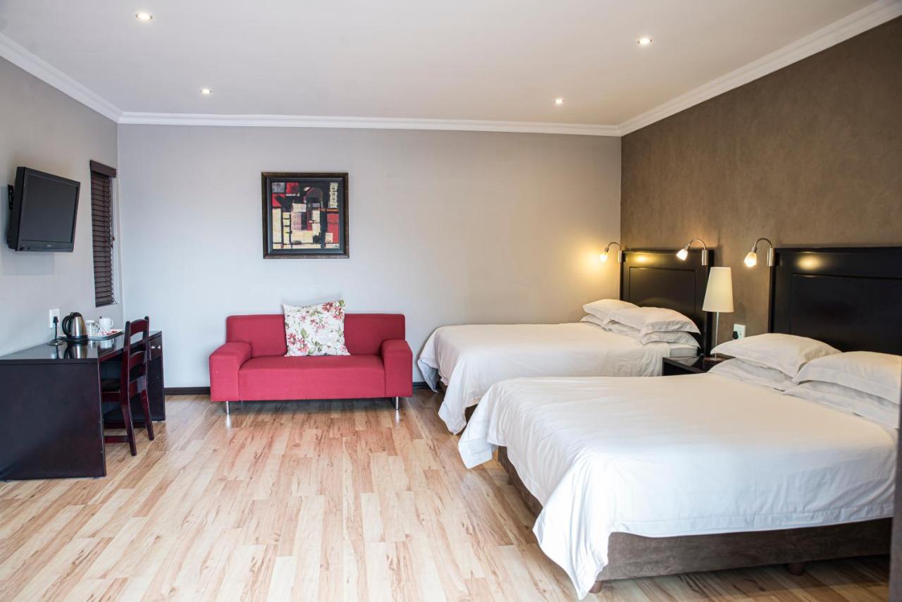 Ruth Avenue Guest House Идънвейл Екстериор снимка